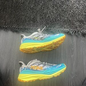 Hoka Stinson 7 trail running